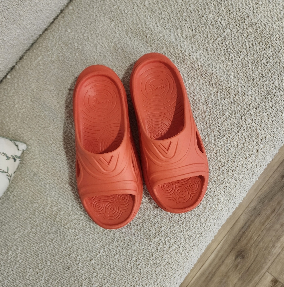 Vionic Cove RX Recovery Platform Sandals🤍 - Picture 2 of 5